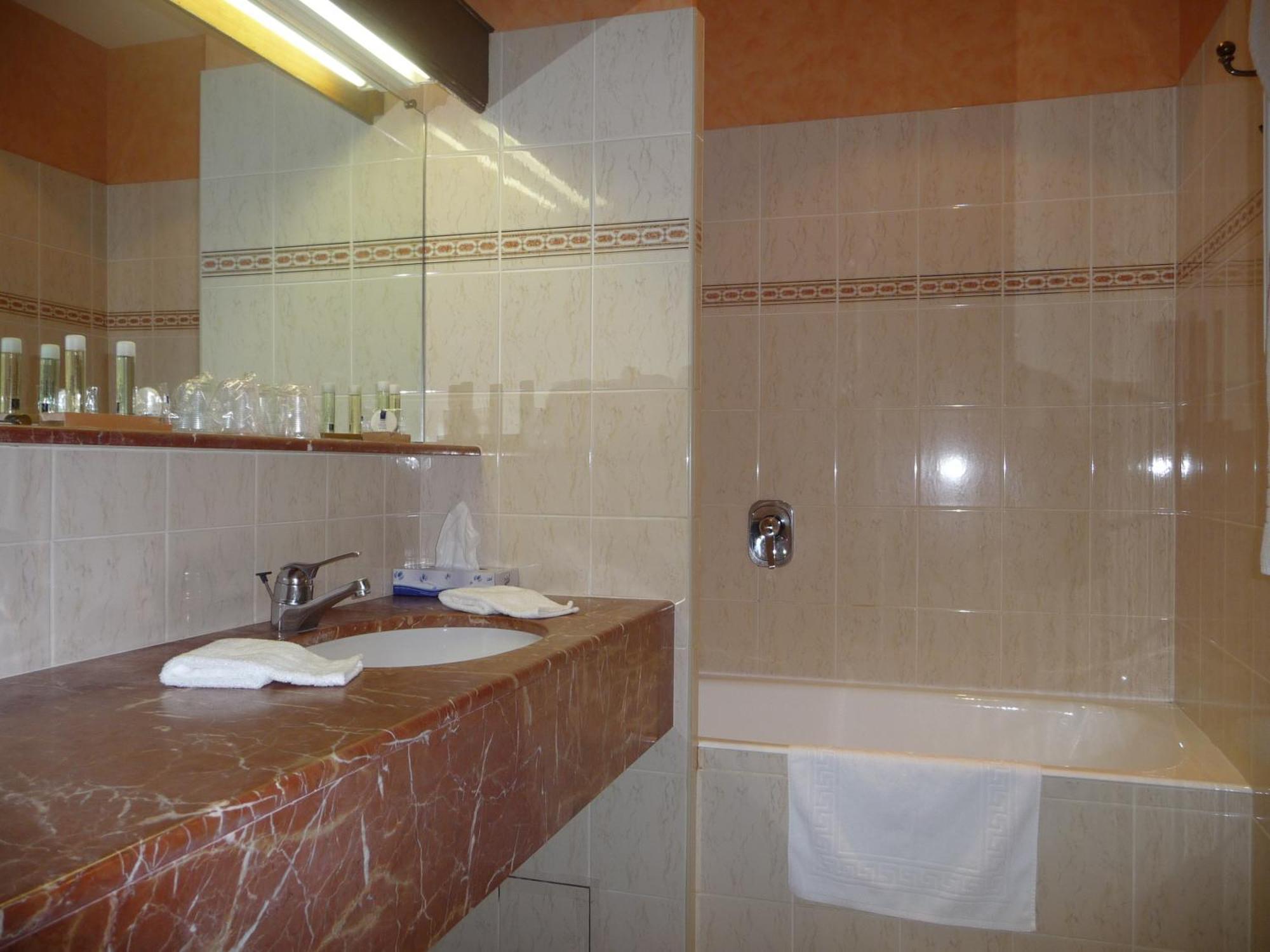 Hotel Sainte Foy Конкес Екстериор снимка