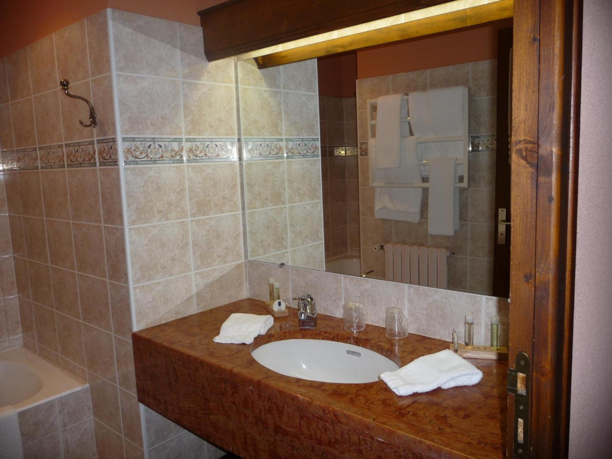 Hotel Sainte Foy Конкес Екстериор снимка